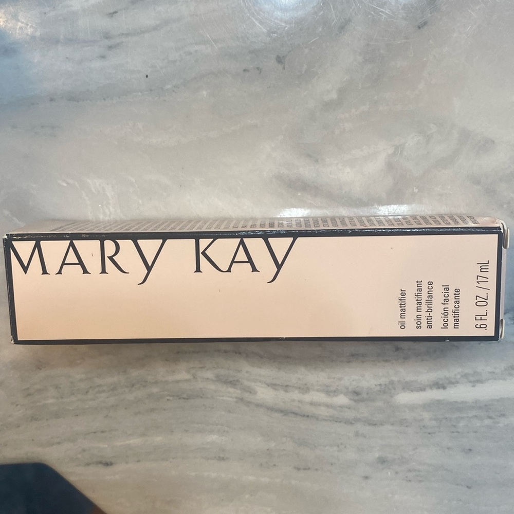 Mary Kay Oil Mattifier
